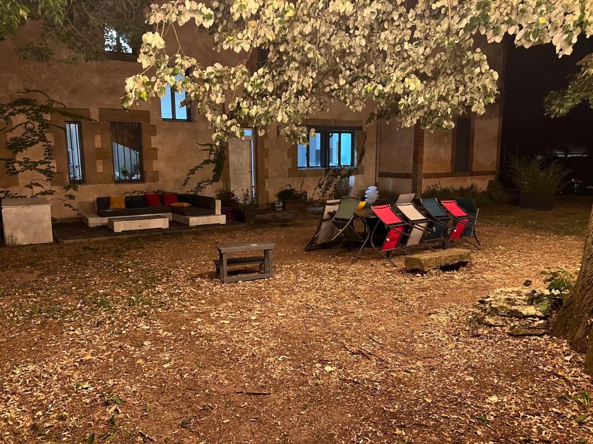 Chateau Segot Neuilly-le-Réal エクステリア 写真